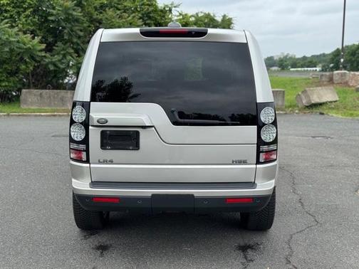 2016 Land Rover LR4 Base