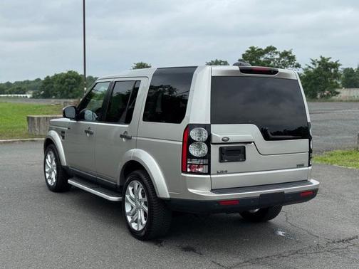 2016 Land Rover LR4 Base