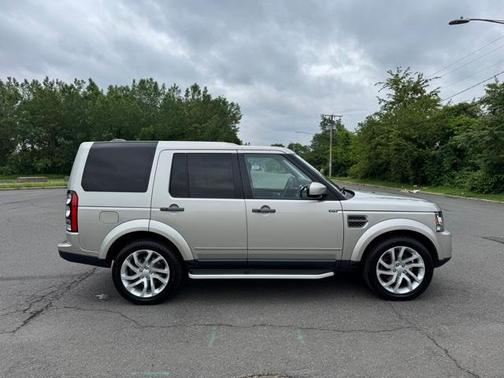 2016 Land Rover LR4 Base