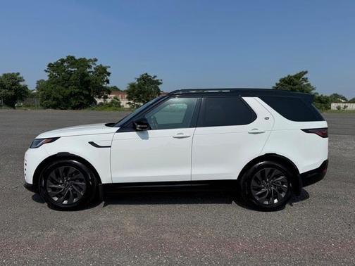 2023 Land Rover Discovery P360 S R-Dynamic