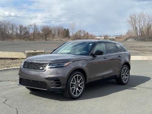 2026 Land Rover Range Rover Velar P250 Dynamic SE