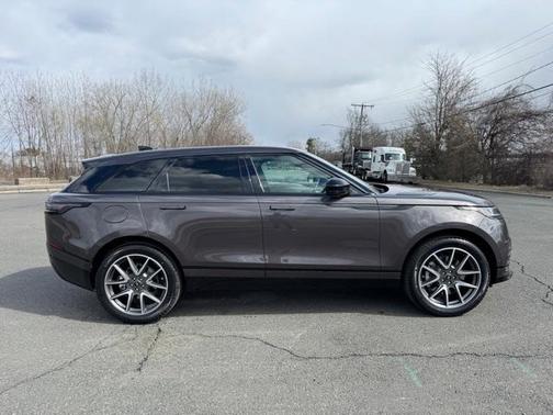 2026 Land Rover Range Rover Velar P250 Dynamic SE