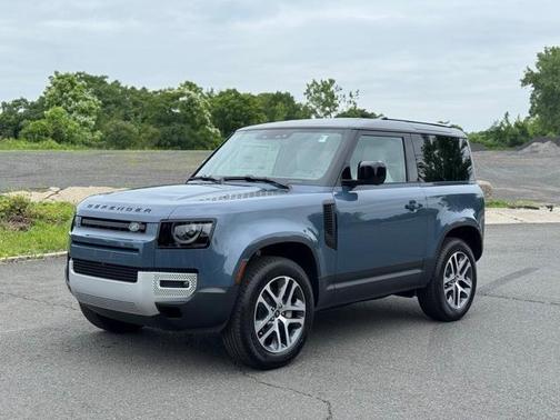 2025 Land Rover Defender P300 S