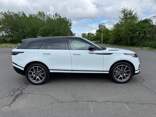2026 Land Rover Range Rover Velar P250 Dynamic SE
