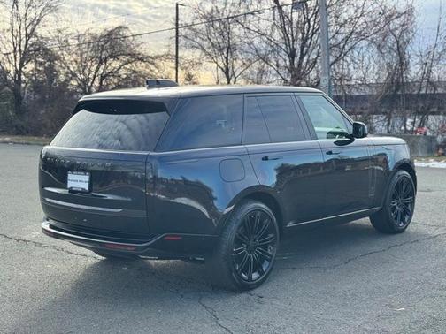 2026 Land Rover Range Rover P400 SE