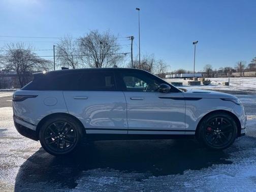 2025 Land Rover Range Rover Velar P250 Dynamic SE