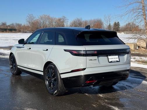 2025 Land Rover Range Rover Velar P250 Dynamic SE