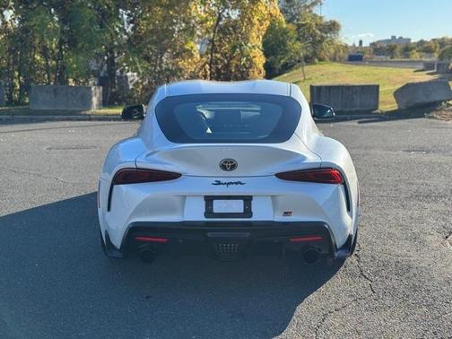 2021 Toyota Supra 2.0
