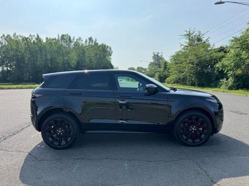 2024 Land Rover Range Rover Evoque Dynamic SE