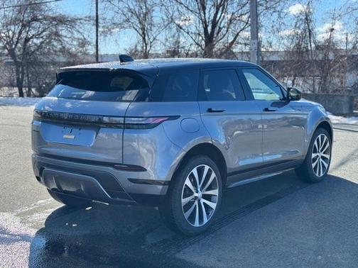 2026 Land Rover Range Rover Evoque Dynamic SE