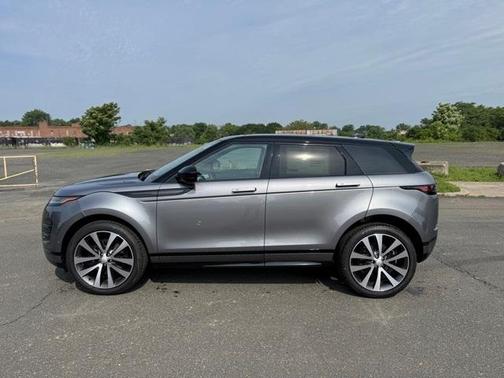 2026 Land Rover Range Rover Evoque Dynamic SE