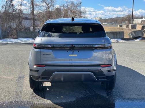 2026 Land Rover Range Rover Evoque Dynamic SE