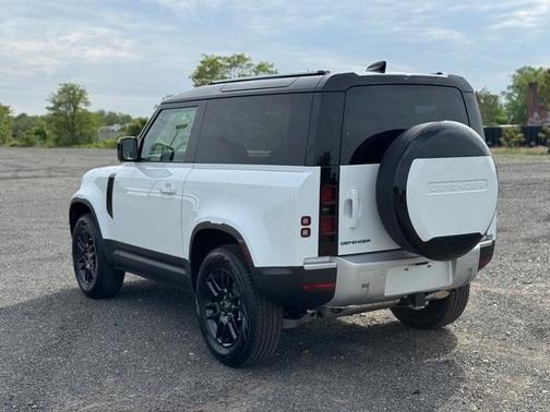 2025 Land Rover Defender P300 S