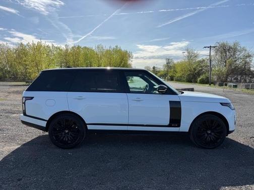 2020 Land Rover Range Rover P525 HSE LWB