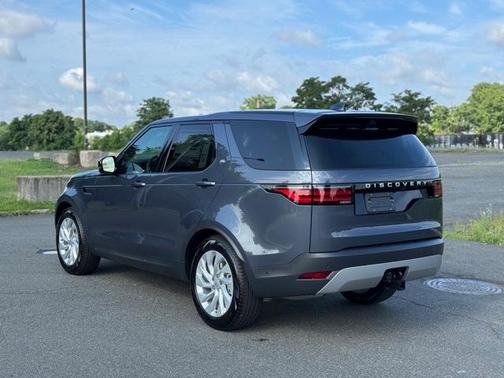 2025 Land Rover Discovery P300 S