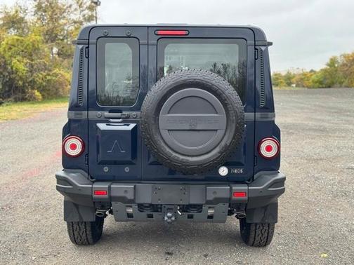 2024 INEOS Grenadier FIELDMASTER EDITION