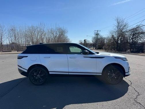 2026 Land Rover Range Rover Velar P250 Dynamic SE