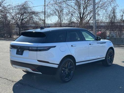 2026 Land Rover Range Rover Velar P250 Dynamic SE