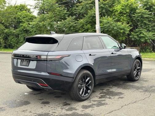 2026 Land Rover Range Rover Velar P250 Dynamic SE