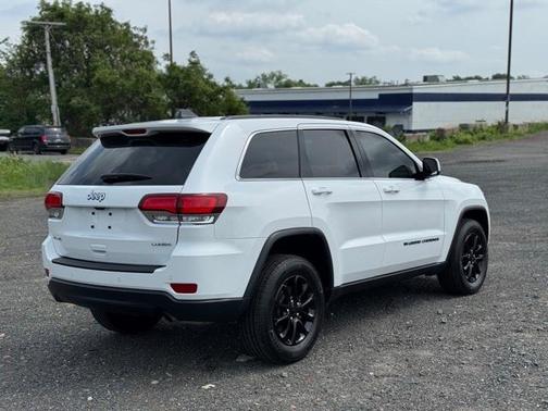 2022 Jeep Grand Cherokee WK Laredo