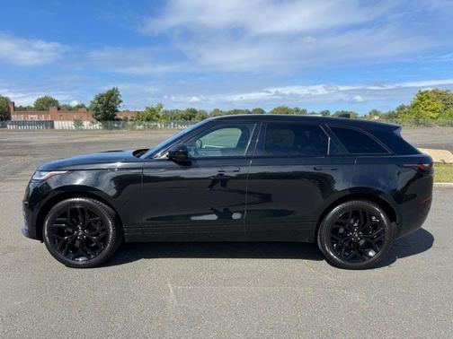 2023 Land Rover Range Rover Velar HST