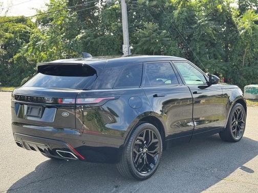 2023 Land Rover Range Rover Velar HST