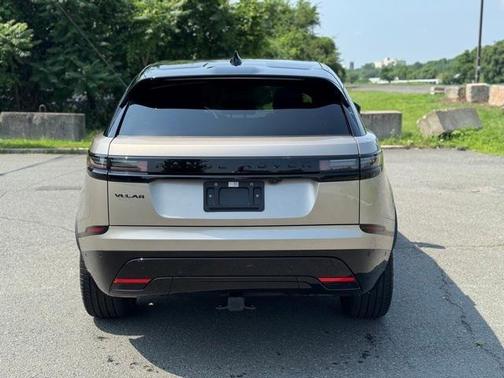 2026 Land Rover Range Rover Velar P400 Dynamic SE