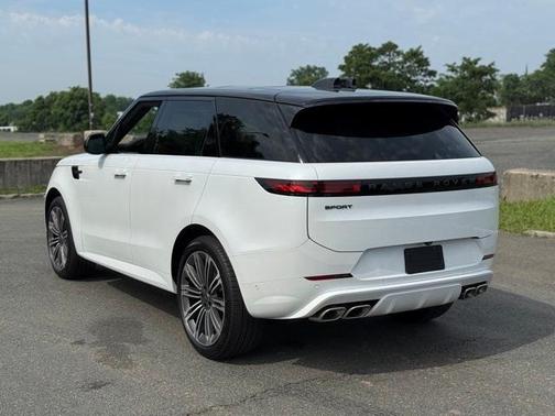 2025 Land Rover Range Rover Sport P530 Dynamic SE