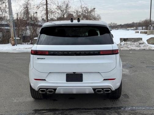 2025 Land Rover Range Rover Sport P530 Dynamic SE