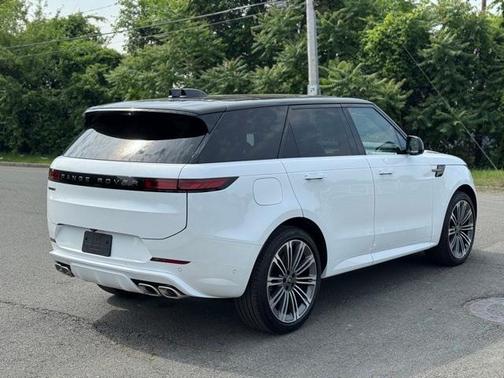 2025 Land Rover Range Rover Sport P530 Dynamic SE