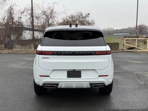 2025 Land Rover Range Rover Sport P460 Dynamic SE