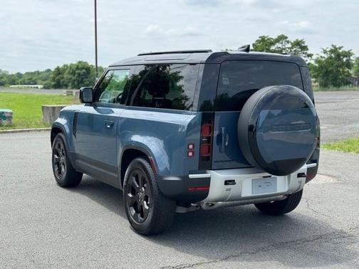 2025 Land Rover Defender P300 S