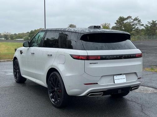 2025 Land Rover Range Rover Sport P460 Dynamic SE