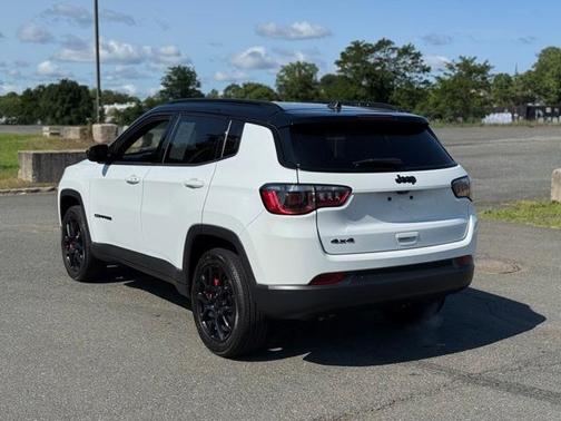 2023 Jeep Compass Altitude