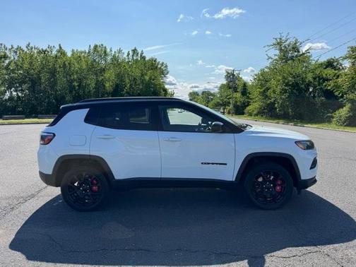 2023 Jeep Compass Altitude