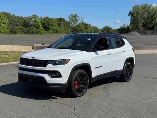 2023 Jeep Compass Altitude