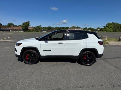 2023 Jeep Compass Altitude
