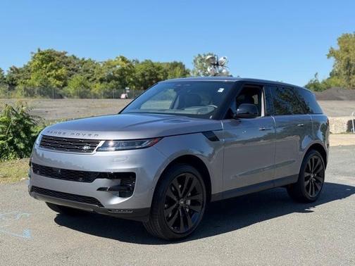2025 Land Rover Range Rover Sport P360 SE