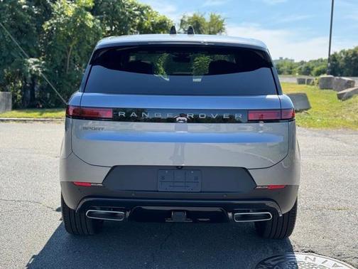 2025 Land Rover Range Rover Sport P360 SE