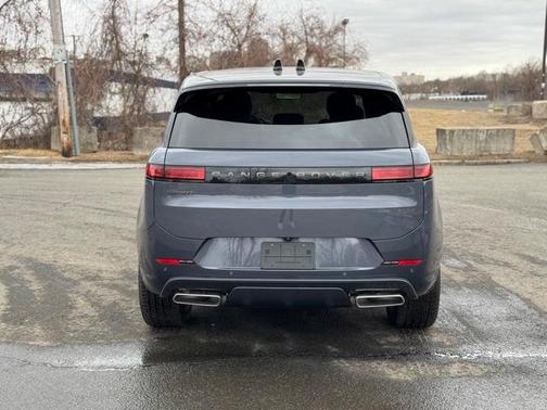 2025 Land Rover Range Rover Sport P460 Dynamic SE