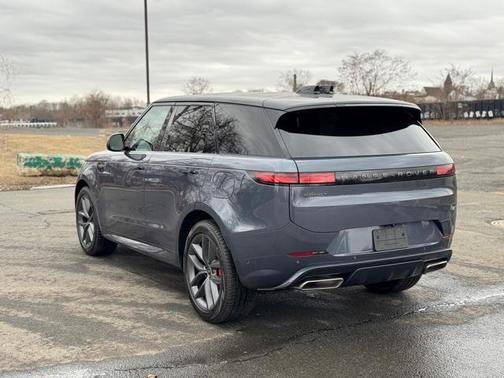 2025 Land Rover Range Rover Sport P460 Dynamic SE