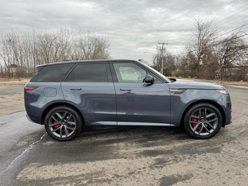 2025 Land Rover Range Rover Sport P460 Dynamic SE
