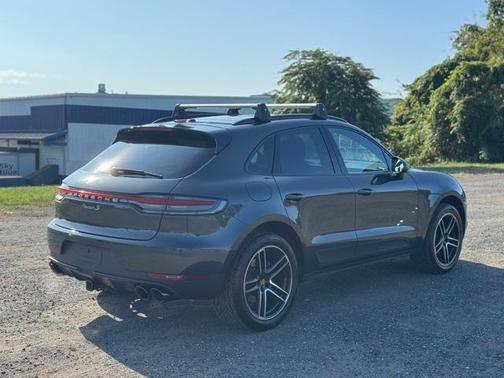 2021 Porsche Macan S