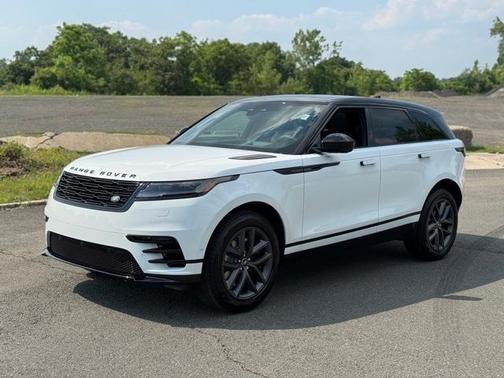 2026 Land Rover Range Rover Velar P250 Dynamic SE