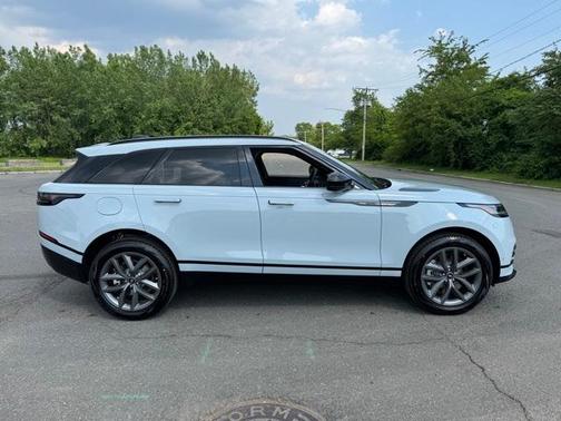 2026 Land Rover Range Rover Velar P400 Dynamic SE