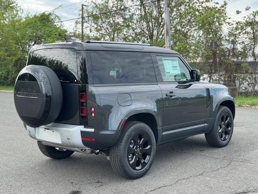 2025 Land Rover Defender P300 S