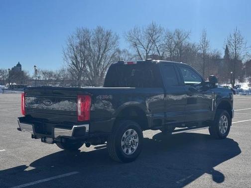 2024 Ford F-250 XLT