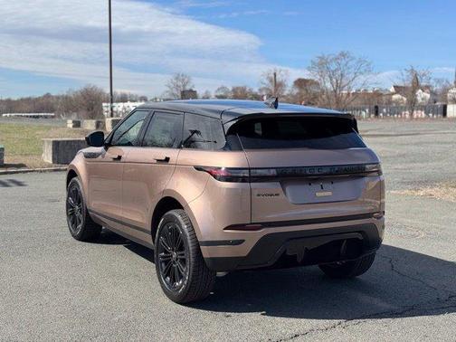 Corinthian Bronze 2026 Land Rover Range Rover Evoque Core S