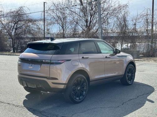 2026 Land Rover Range Rover Evoque Core S