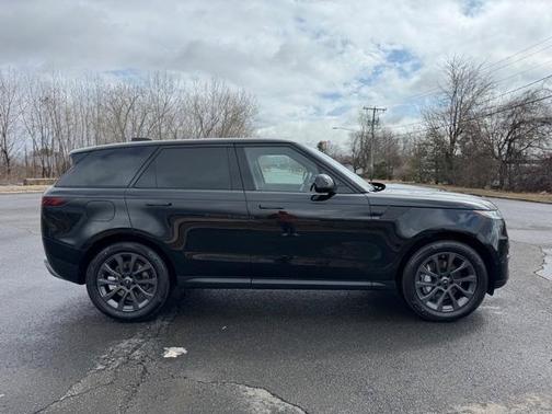 2025 Land Rover Range Rover Sport P360 S